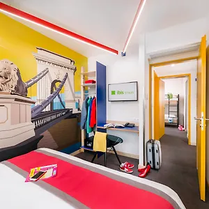Ibis Styles Citywest 3* בודפשט